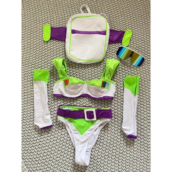 Buzz Lightyear Infinity And Beyond 6 Piece Costume Set - Picture 3 of 13
